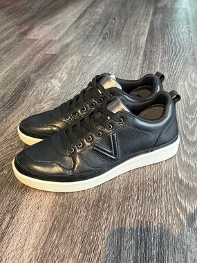 Vionic Black Leather Sneakers with White Sole